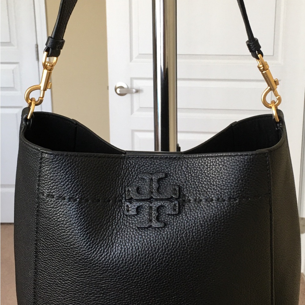 Tory Burch McGraw Bucket Bag - Black Leather